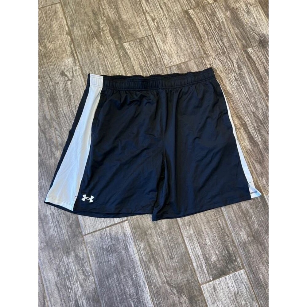 Men’s under Armour short shorts